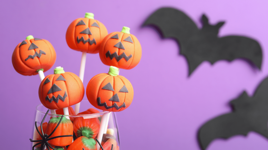 Spookylicious: The Best and Easiest Halloween Candy Apple Recipes